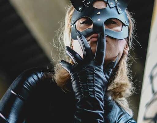 גלה את עולם העיסוי האירוטי: הנאה מוחלטת וחוויה בלתי נשכחת